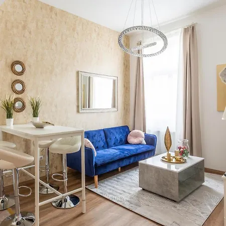 Explore From A Luxurious Cozy * Budapeşte