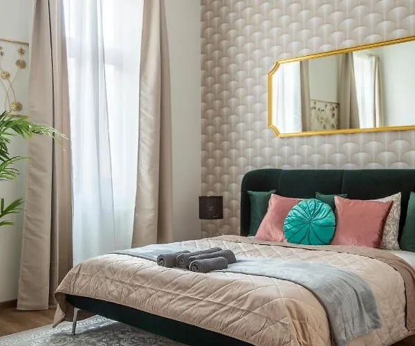 Explore From A Luxurious Cozy Lägenhet