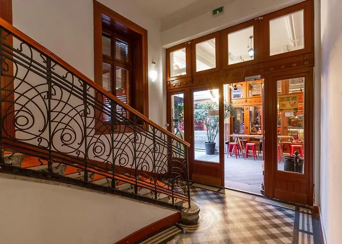 Explore From A Luxurious Cozy Lägenhet