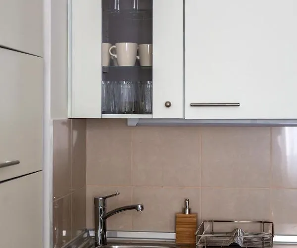 Explore From A Luxurious Cozy Apartment Budapest